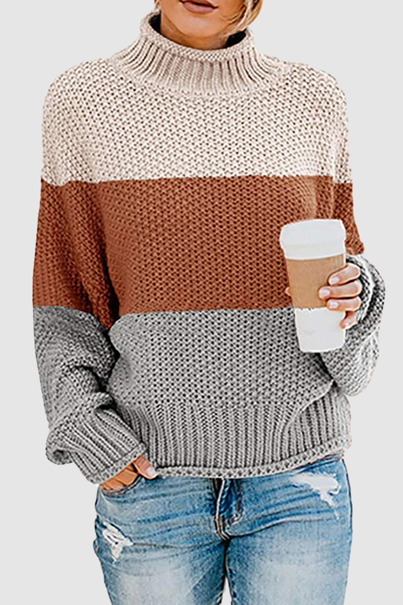 Relaxed and timeless sweater