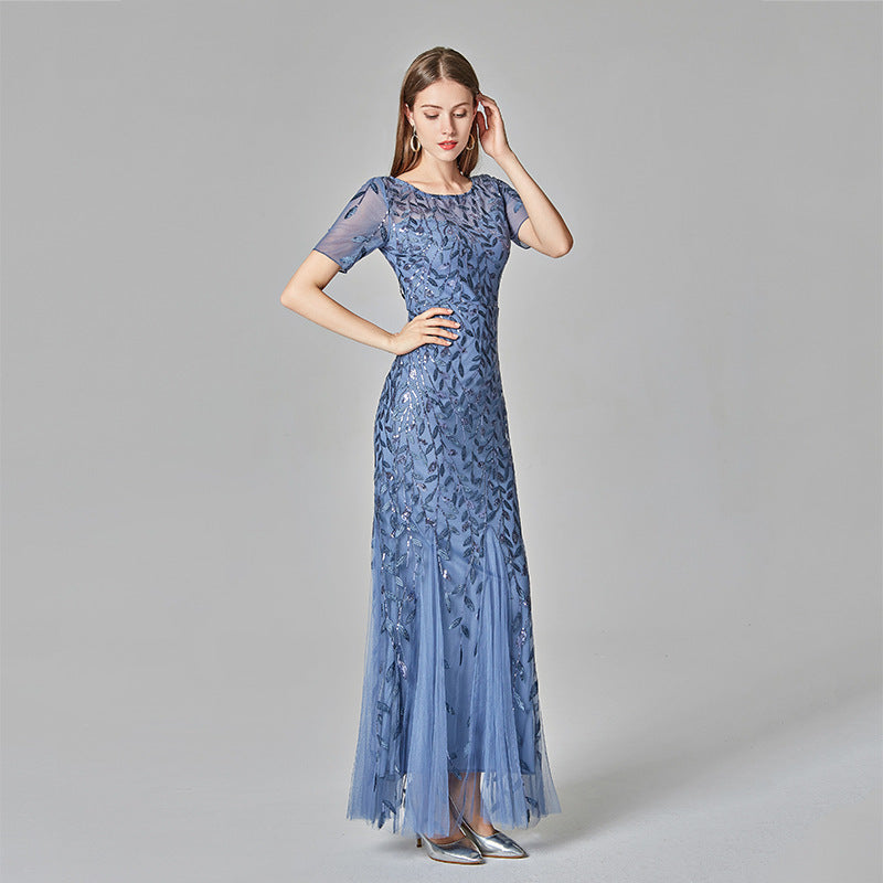 GR | Elegantes Abendkleid in Gold