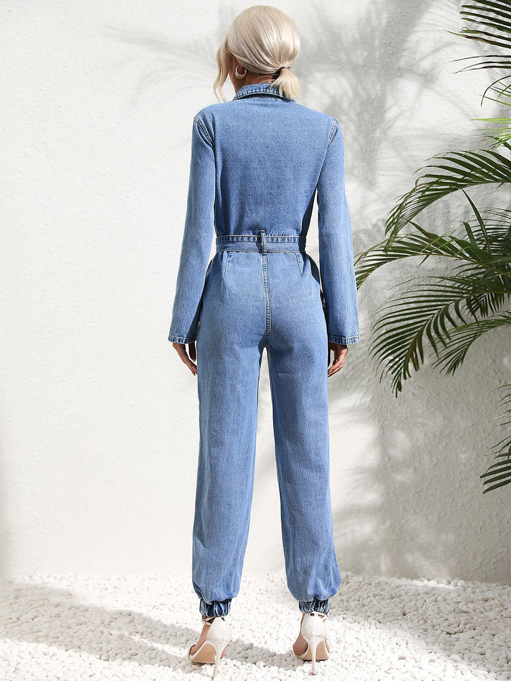 GR | Denim jumpsuit, button-front, flap pockets, matching belt, rolled-up sleeves