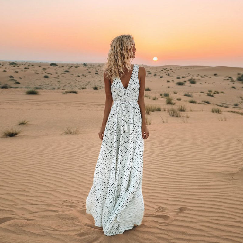 GR | Bohemian patchwork dress with V-neck and A-line in polka dots