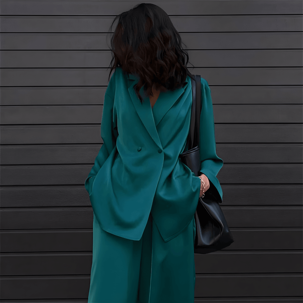 GR | Plus size, two-piece business suit