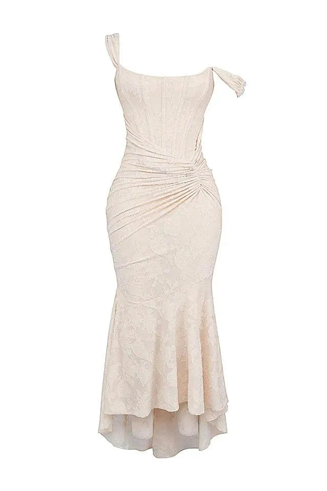 GR | Vintage floral dress with internal boning and pleats. Perfect for special occasions.