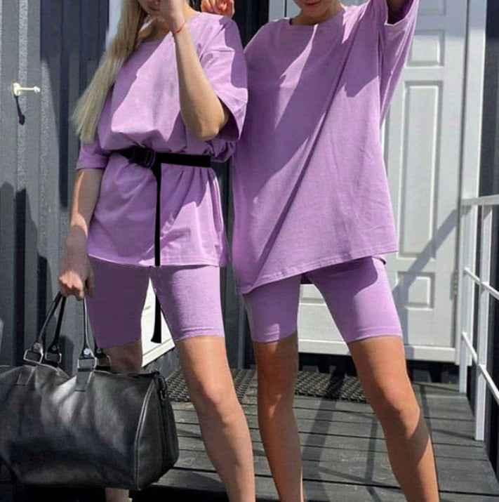 Damen sportliches Zweiteiliges Set mit T-Shirt und Shorts GR