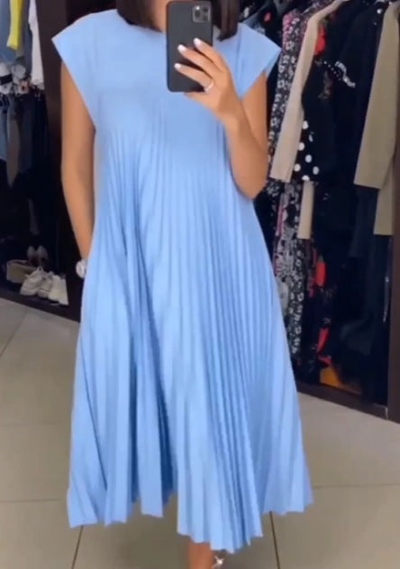 GR | Sleeveless Elegant Pleated Dress
