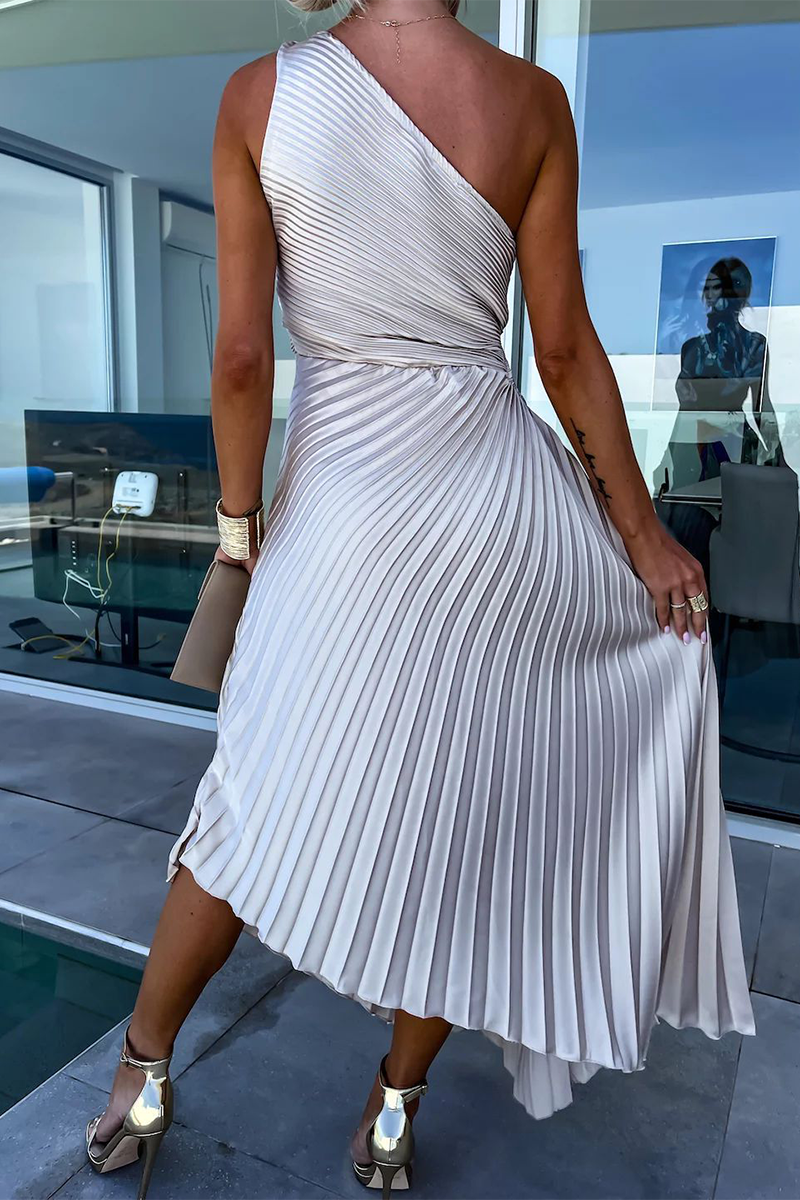 GR | Sexy Solid Color Irregular Pleats Oblique Collar Fishtail Dresses - 6 Colors