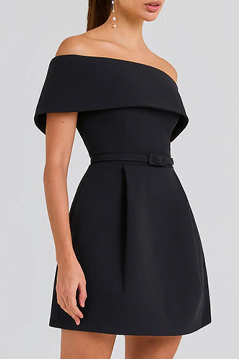 GR | Sexy Einfarbige Tasche Schnürung Off Shoulder A Linie Kleider - 3 Farben
