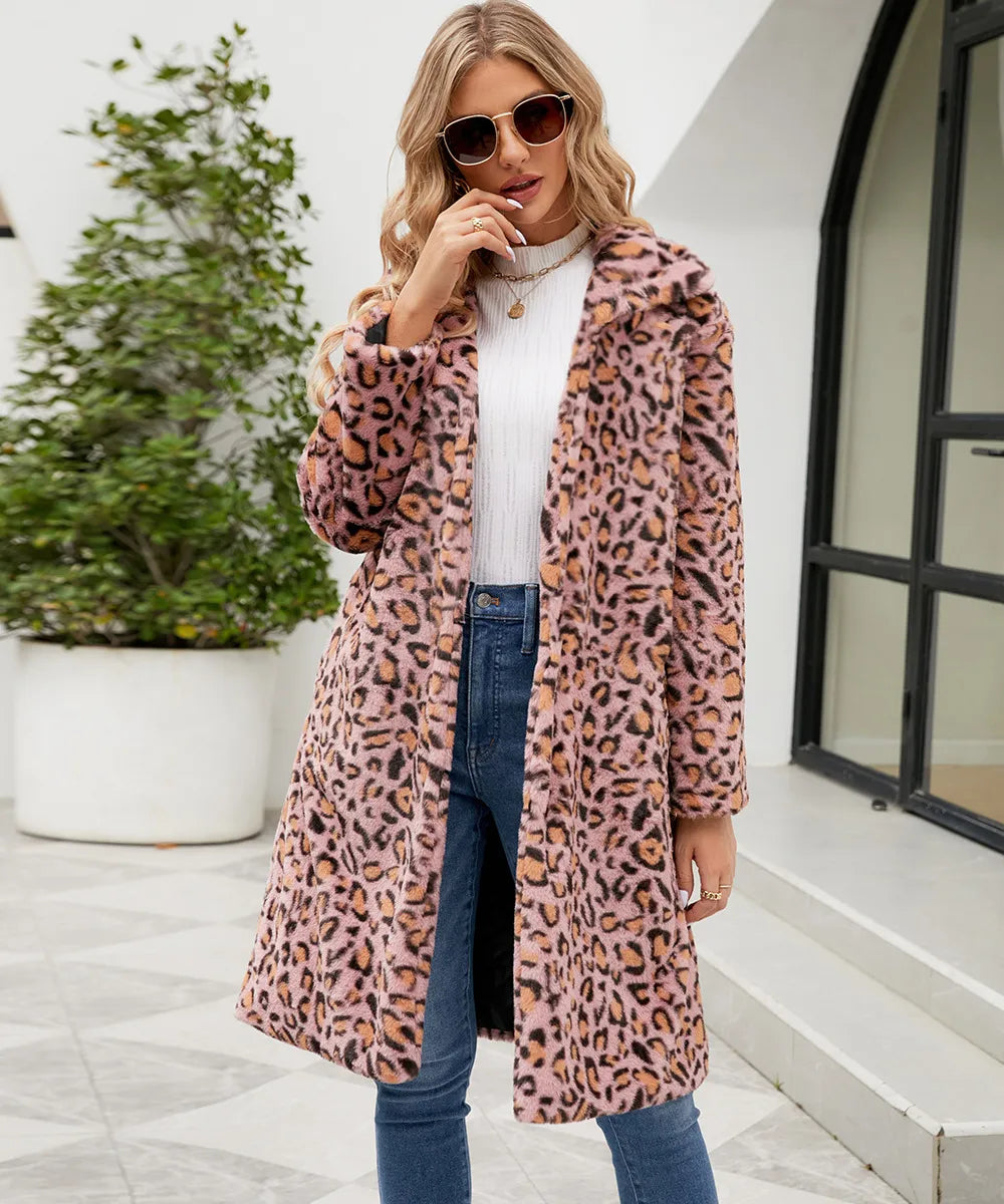 GR | Fleece coat with leopard print