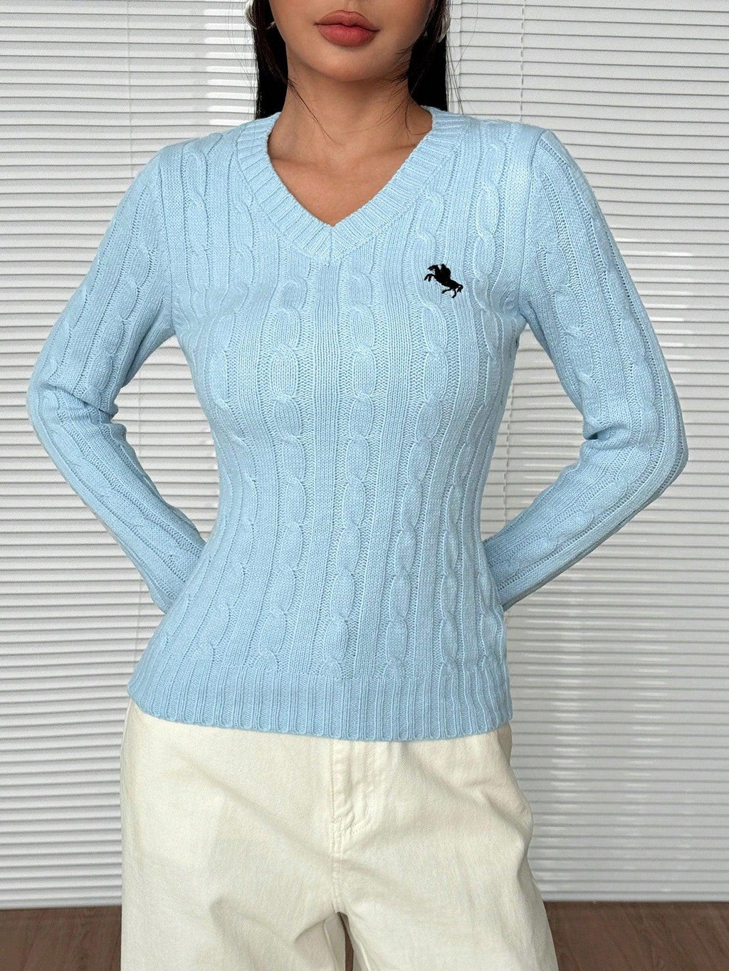 GR | Cord-knit V-neck sweater for women