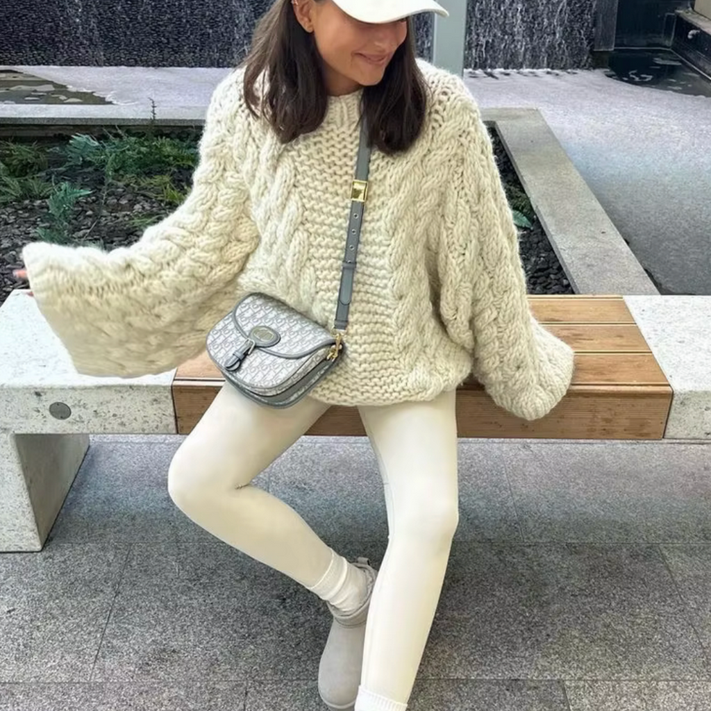 GR - Women's chunky knit oversized sweater