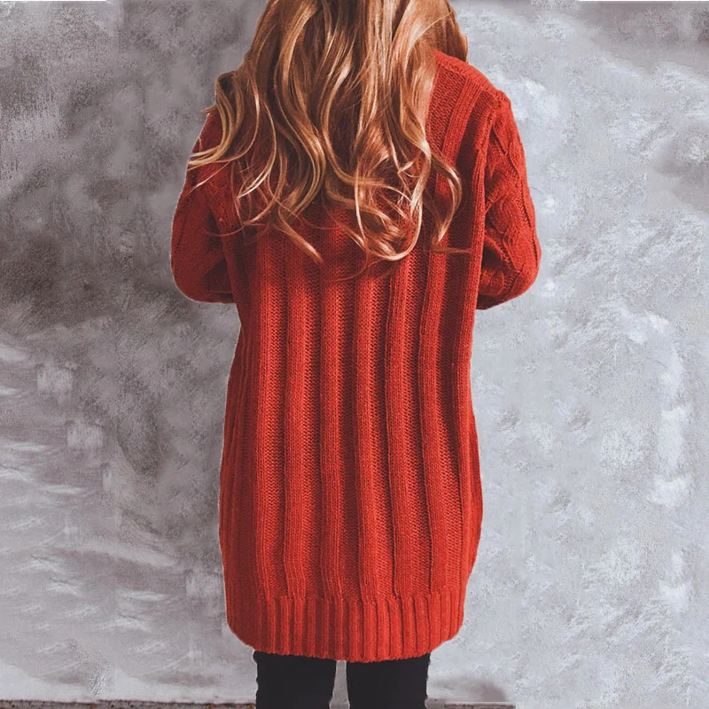 GR | Women's wool cardigan with cable knit pattern and wooden buttons, loose fit