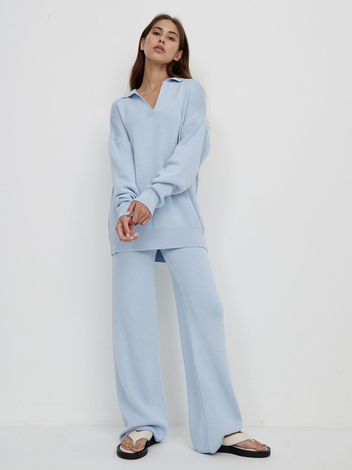 GR | Set of trousers and knit sweater