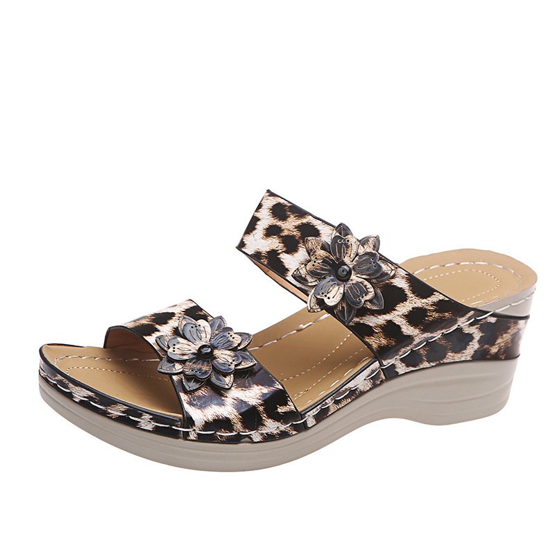 GR | Fashionable sandals