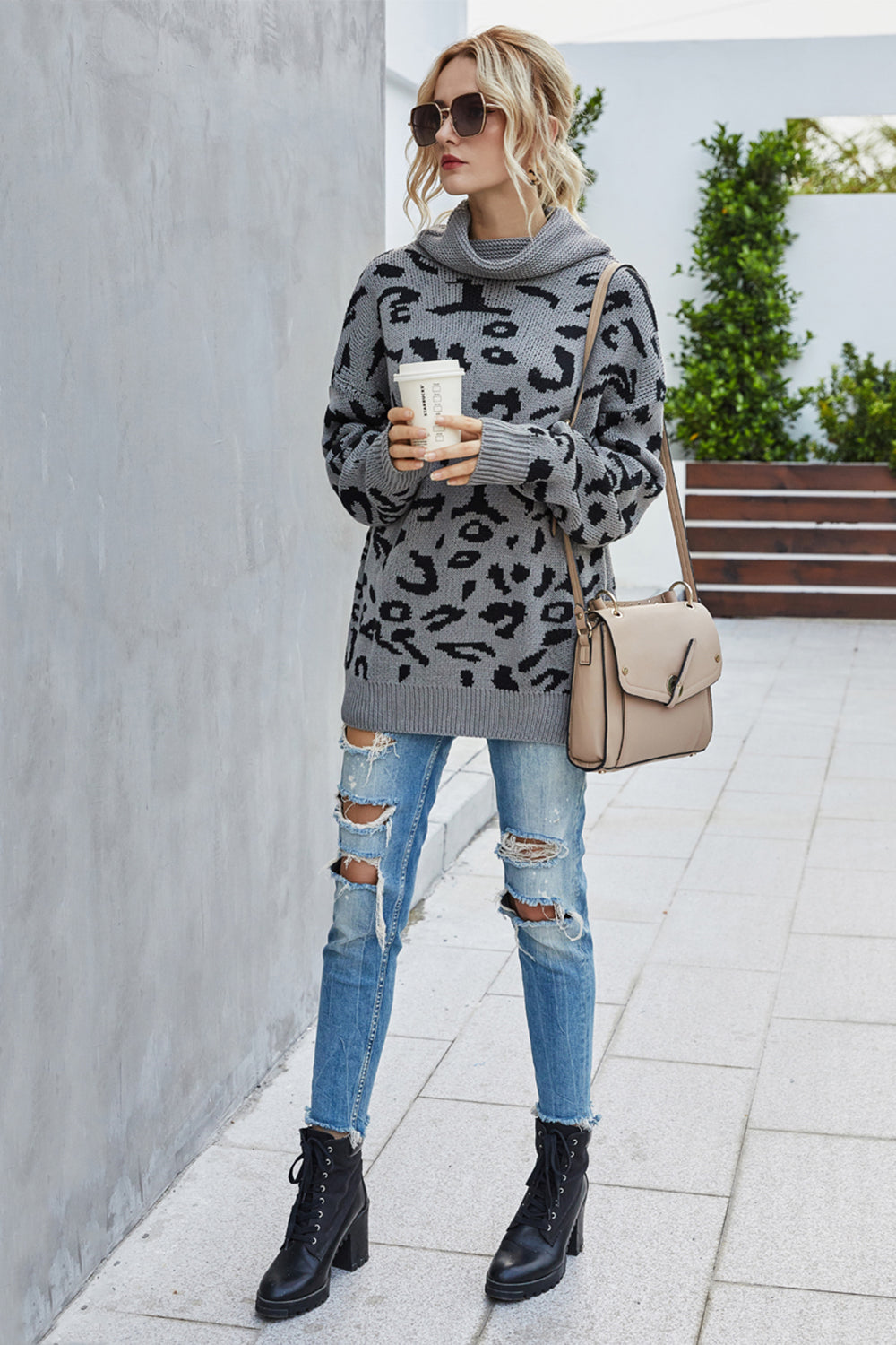 GR Loose leopard print turn-down collar sweater