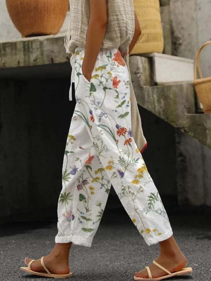 GR | Comfortable wide-leg trousers with a modern print for women