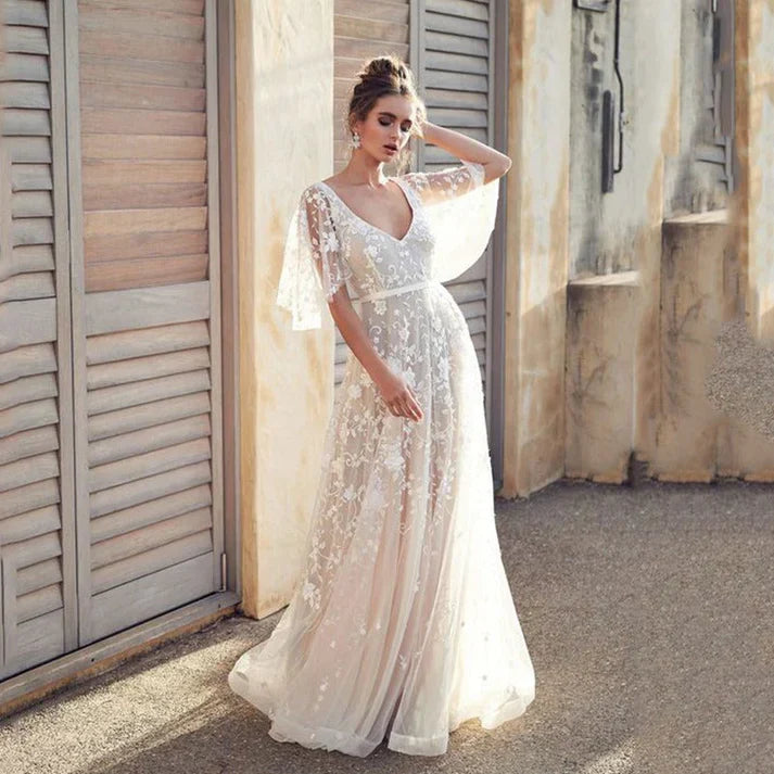 GR | Elegant dress in a fitted style