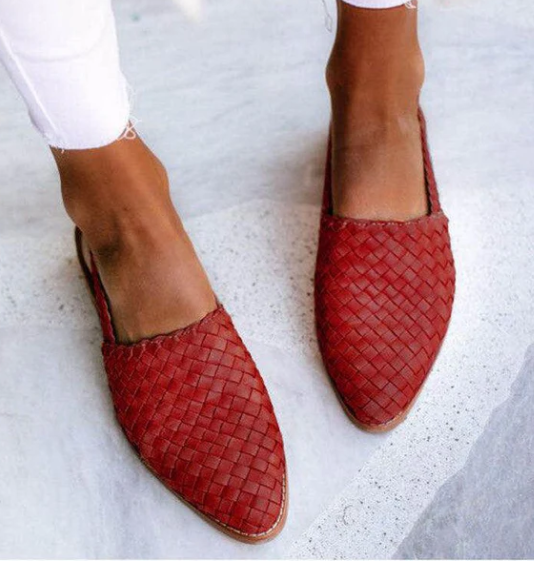 GR | Flat Sandals