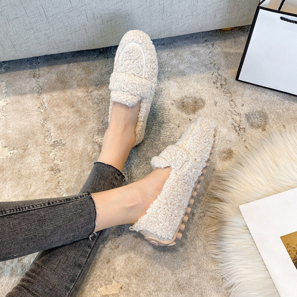 GR | Plush slippers