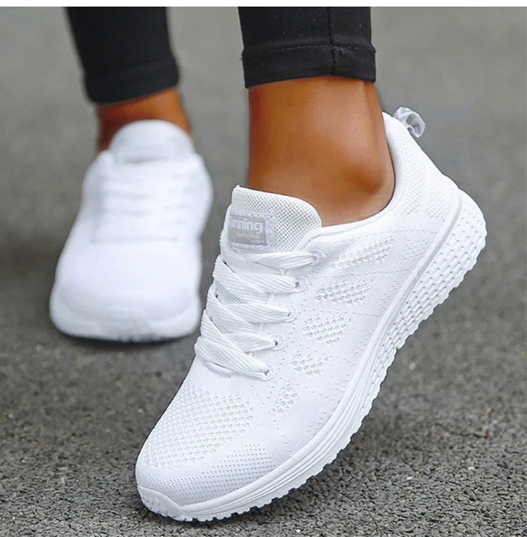 GR - Lightweight, flexible training shoes | Performance sneakers with cushioned sole