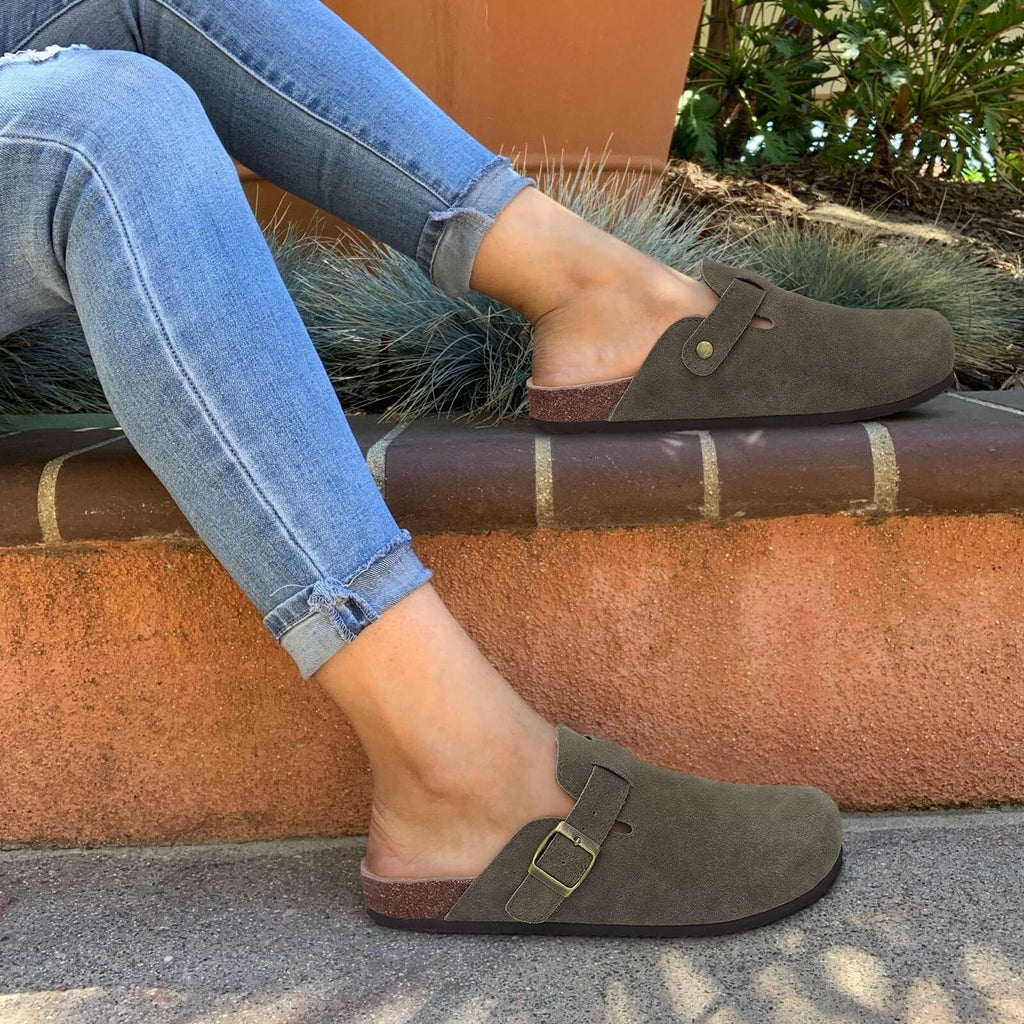 GR | Modern and stylish suede slippers for women