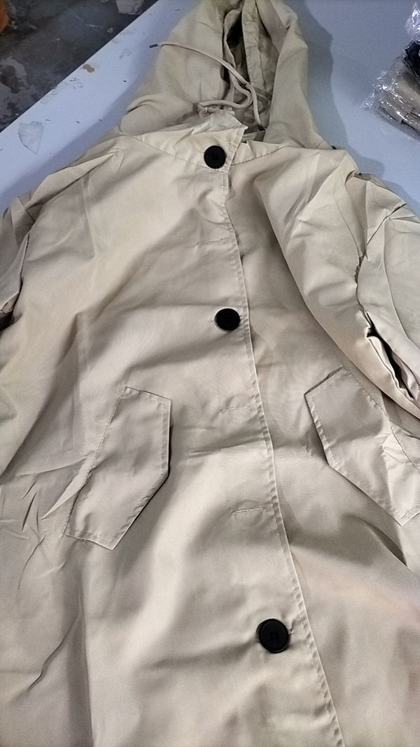 GR | Wind and water-repellent women's trench coat