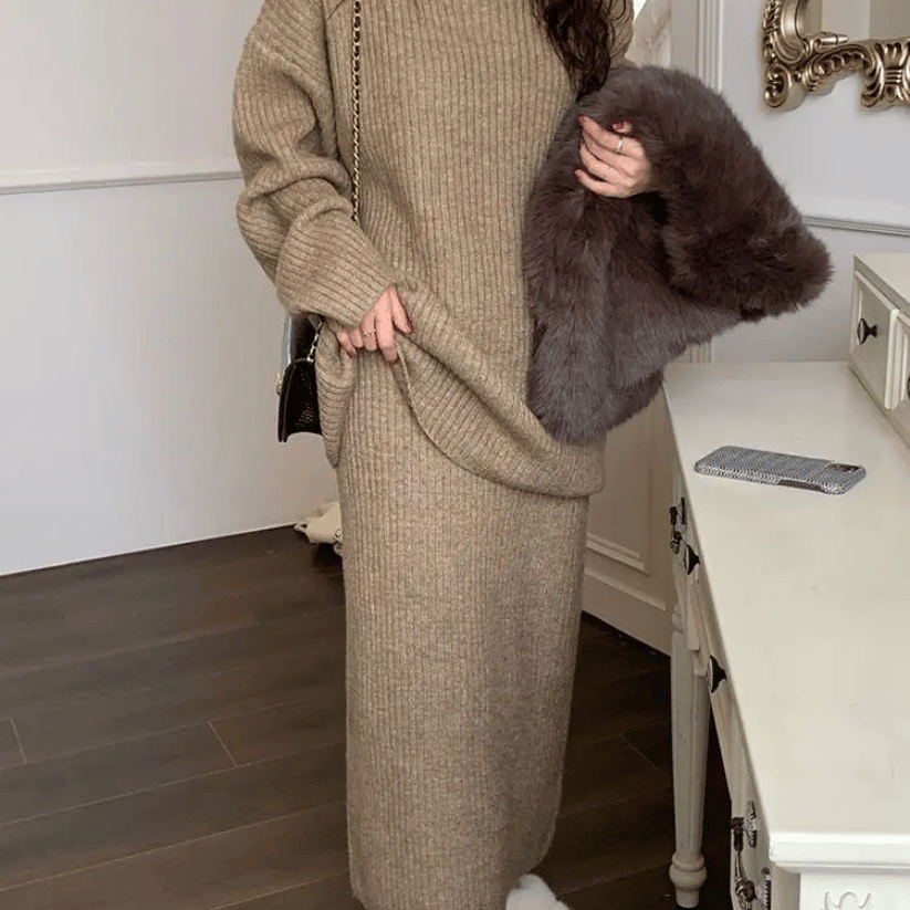 GR | Two-piece knitted set for women