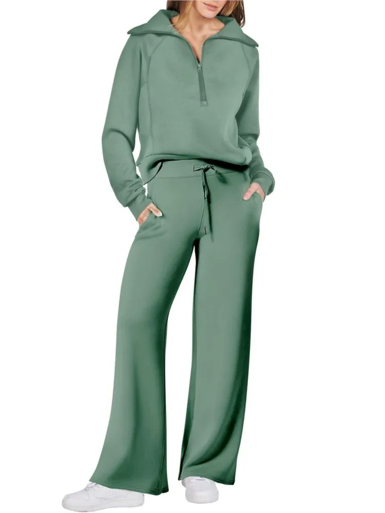 GR | Comfortable women's loungewear set with stand-up collar and drawstring, modern set