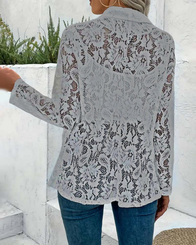 GR | Elegant blazer with lace