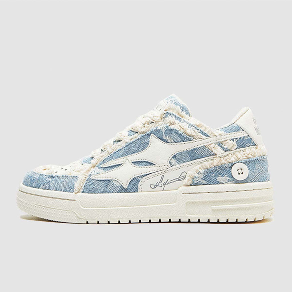 GR | High-quality Y2K sneakers in off-blue