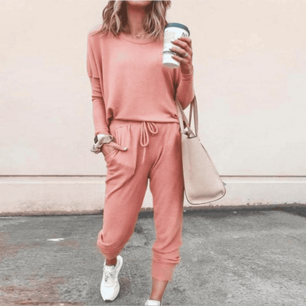 GR | Wide and Wonderfully Comfortable Women's Tracksuit