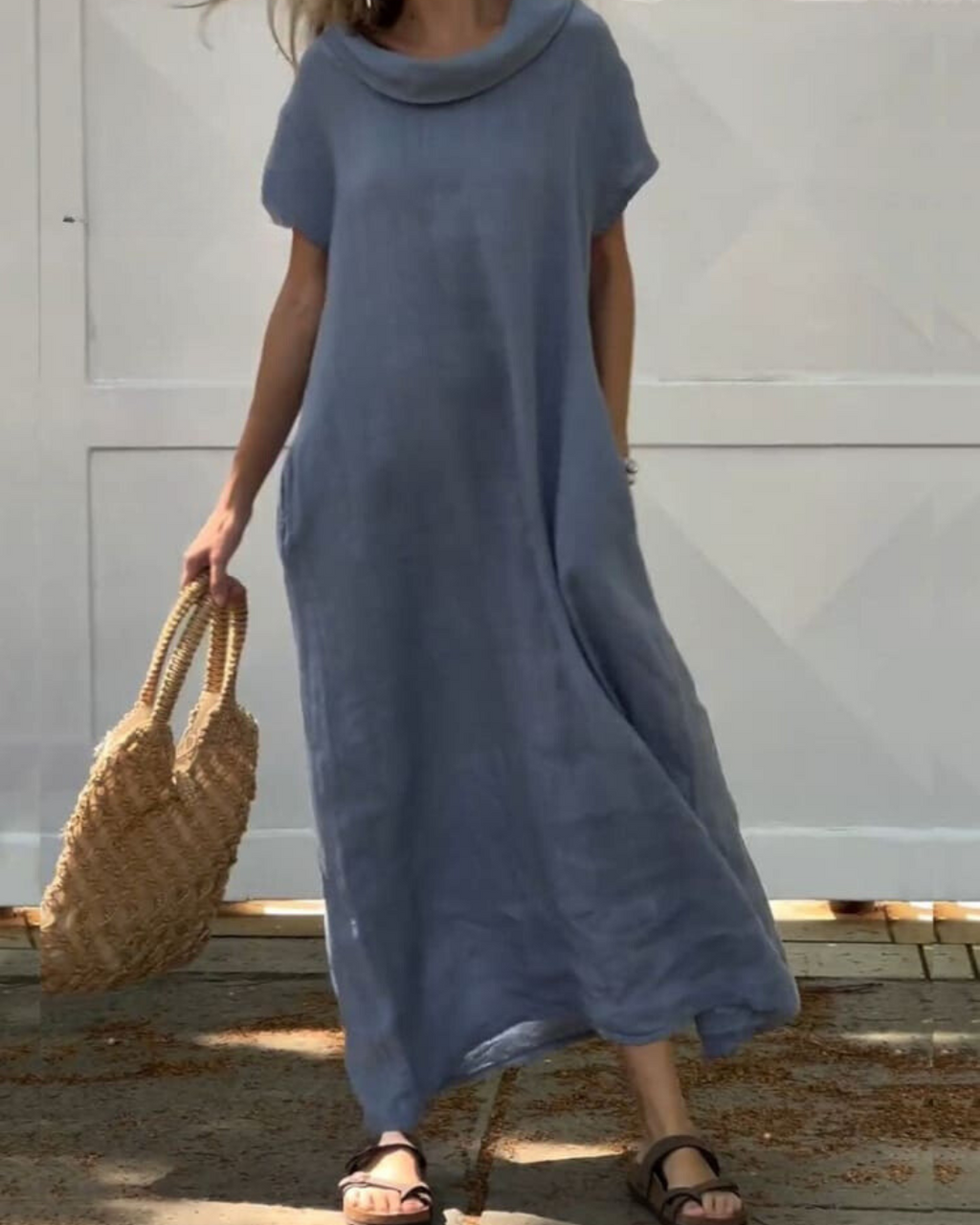 GR | Leinenkleid Mit Elegantem Kragen