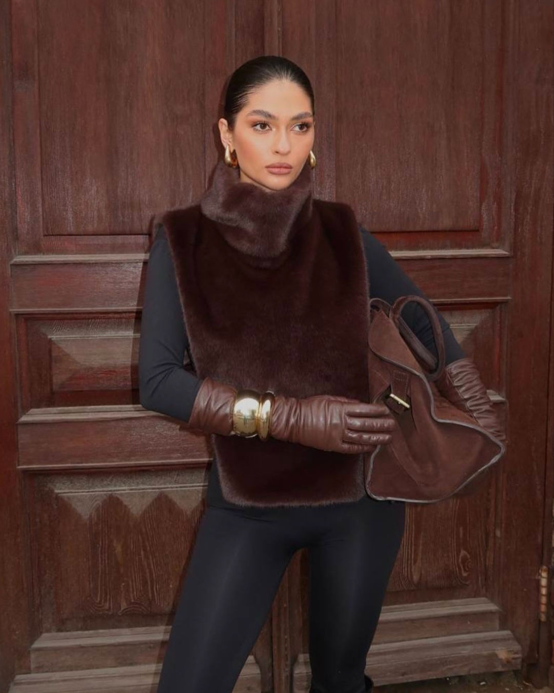 GR | Fur ​​roll-neck vest - Women's - Soft and elegant with a luxurious look