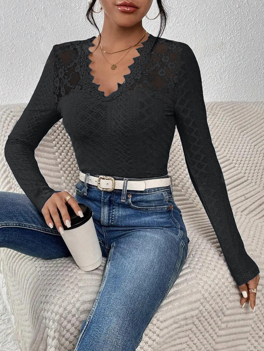 GR | Long-sleeved top, V-neck, Spetspanel