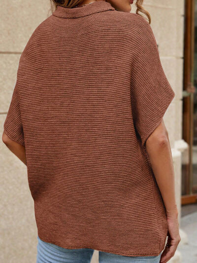 GR | Stylish short-sleeved sweater with a round neck