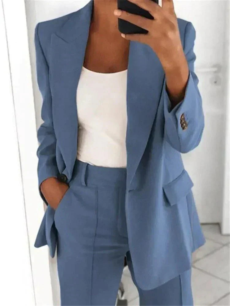 GR | Elegant trouser suit and jacket set for women