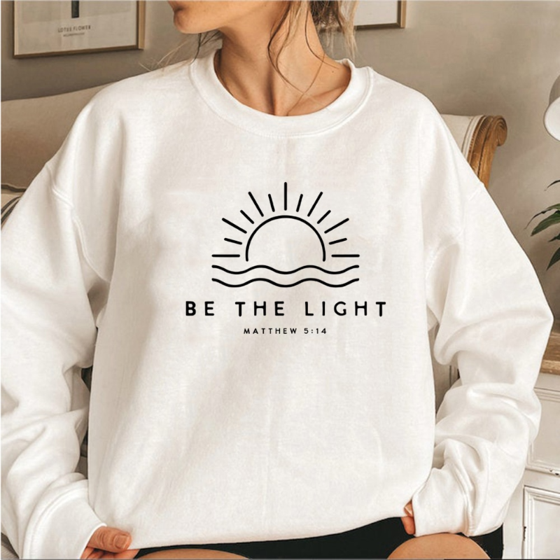 GR | Stylish sweater "BE THE LIGHT"