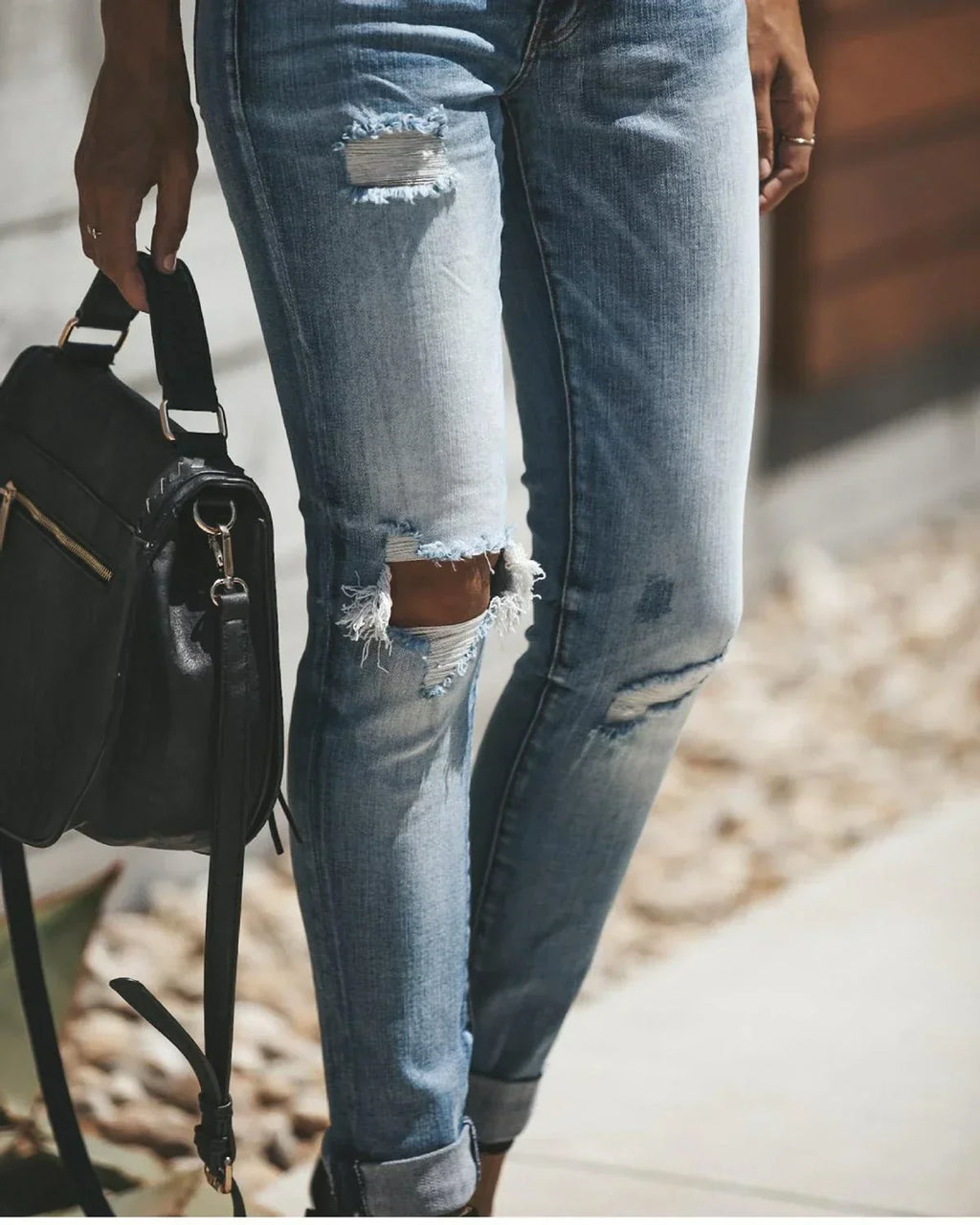 GR - Hellblaue zerrissene Jeans