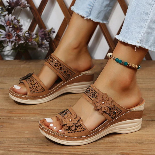 GR - Orthopedic Floral Sandals
