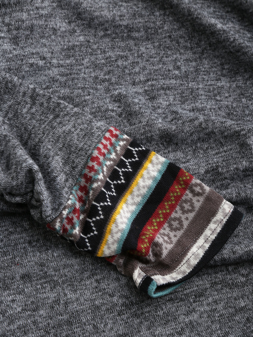 GR | Lässiger Tribal-Hoodie für Damen – Stylisch und Bequem
