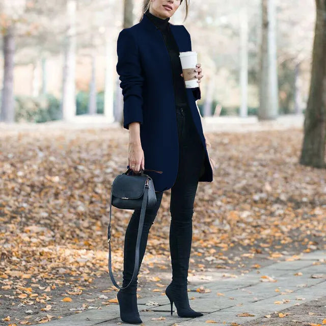 Fashionable wool jacket with a fixed collar