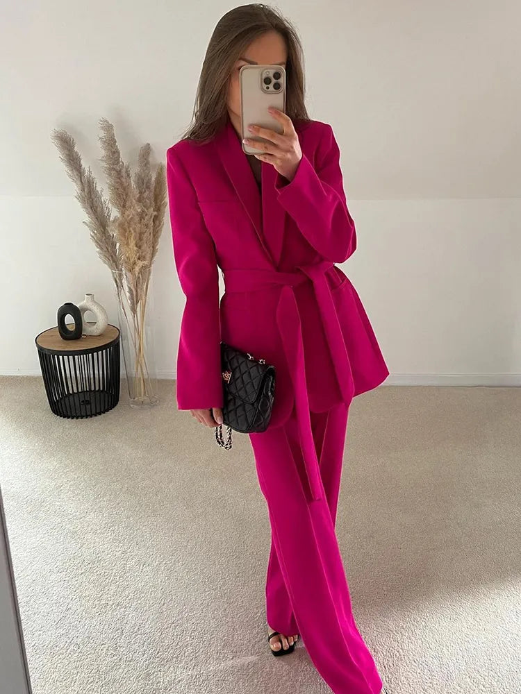 GR 2-piece women's suit | Elegant blazer with belt and matching trousers