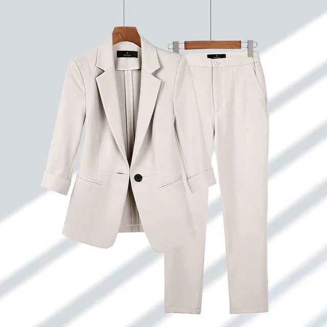 GR | Blazer and trouser set Stylish