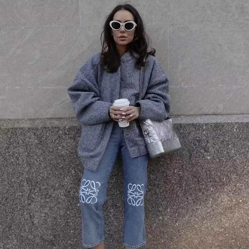 GR - Women's oversized bomber jacket with pockets and snap button design