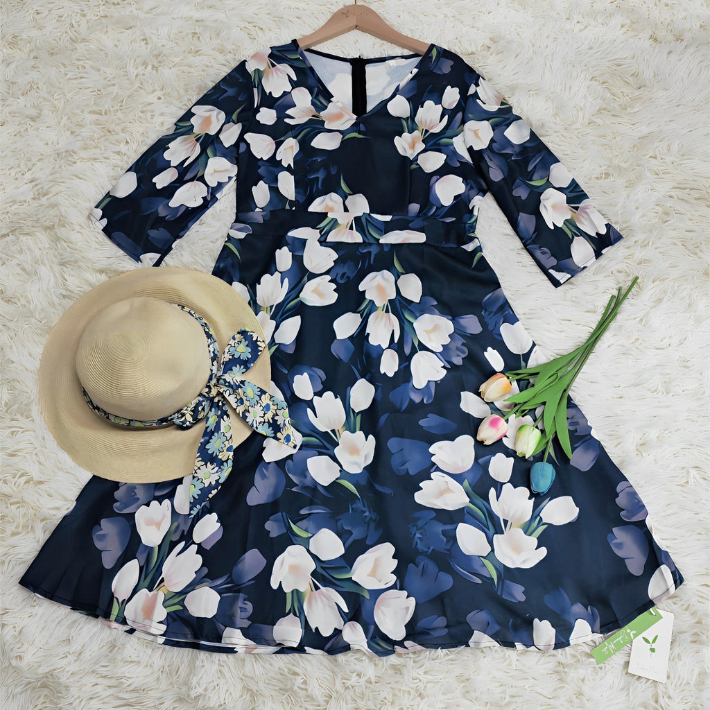 GR | Floral siphonic dress with a wide V-neck