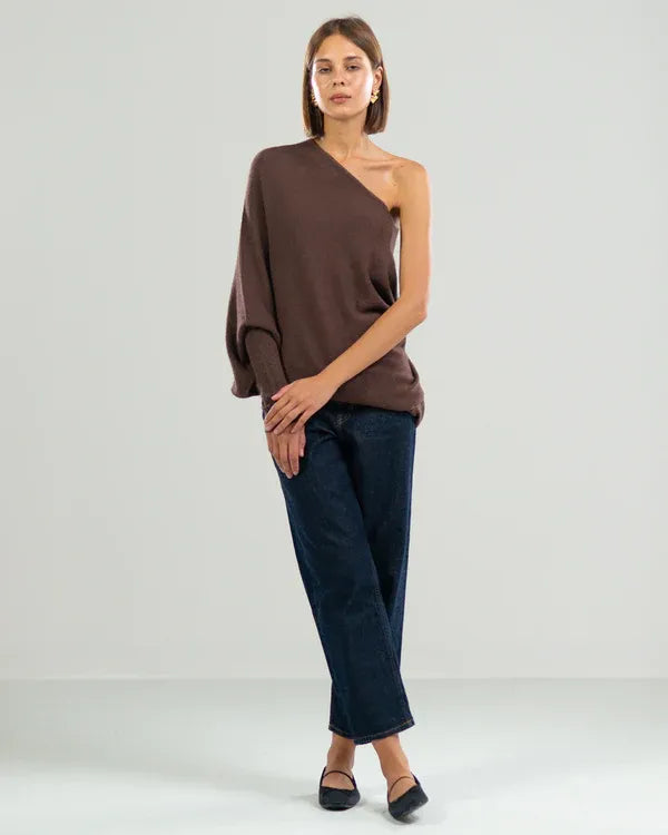 GR | Asymmetrischer Damenpullover mit eleganter Drapierung
