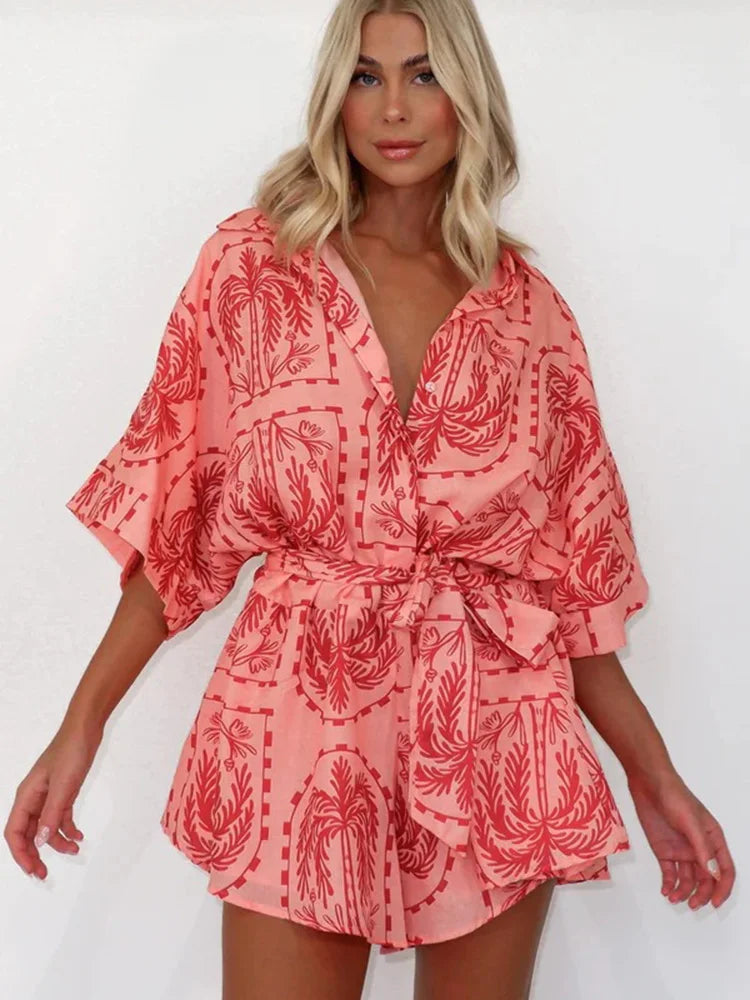 Casual, loose-fitting printed playsuit