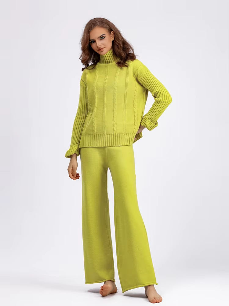 GR | Modern, elegant knit two-piece set