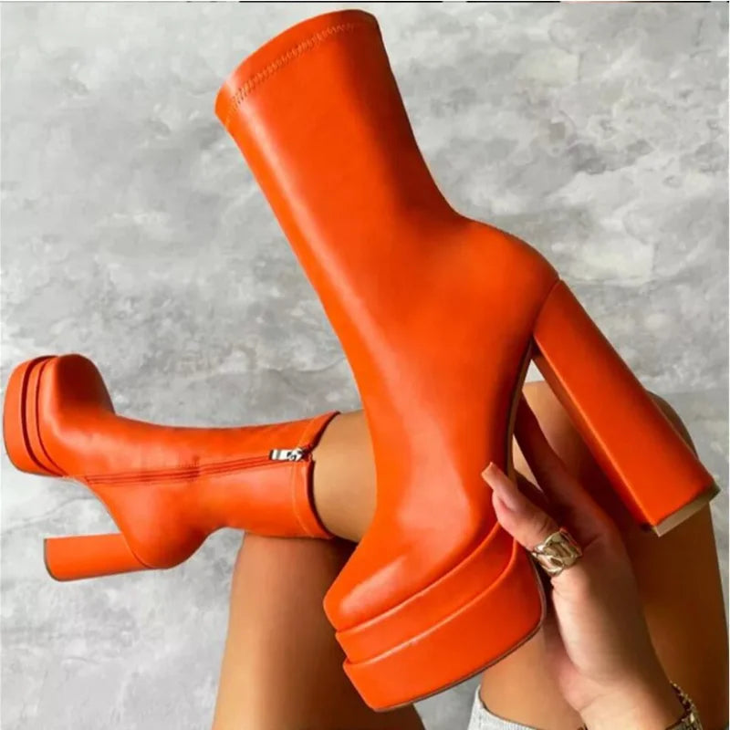 GR | Elegant platform boots with side zipper