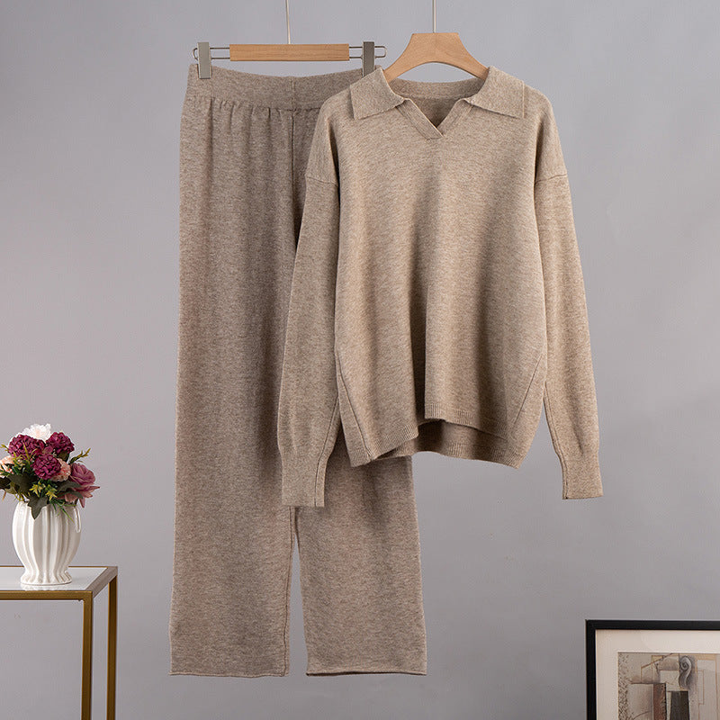 GR | Set of trousers and knit sweater