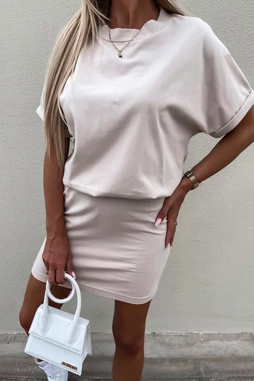 GR | Rosiedress Rundhals Kurzarm Tailliertes Uni Mini Kleid