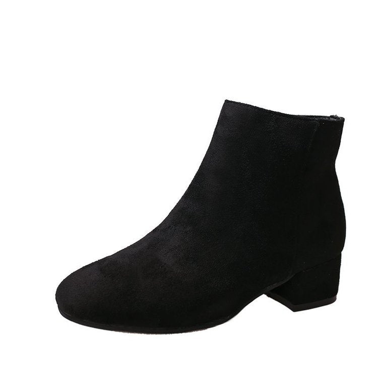 Women's ankle boots with velvety upper and comfortable block heel, size S